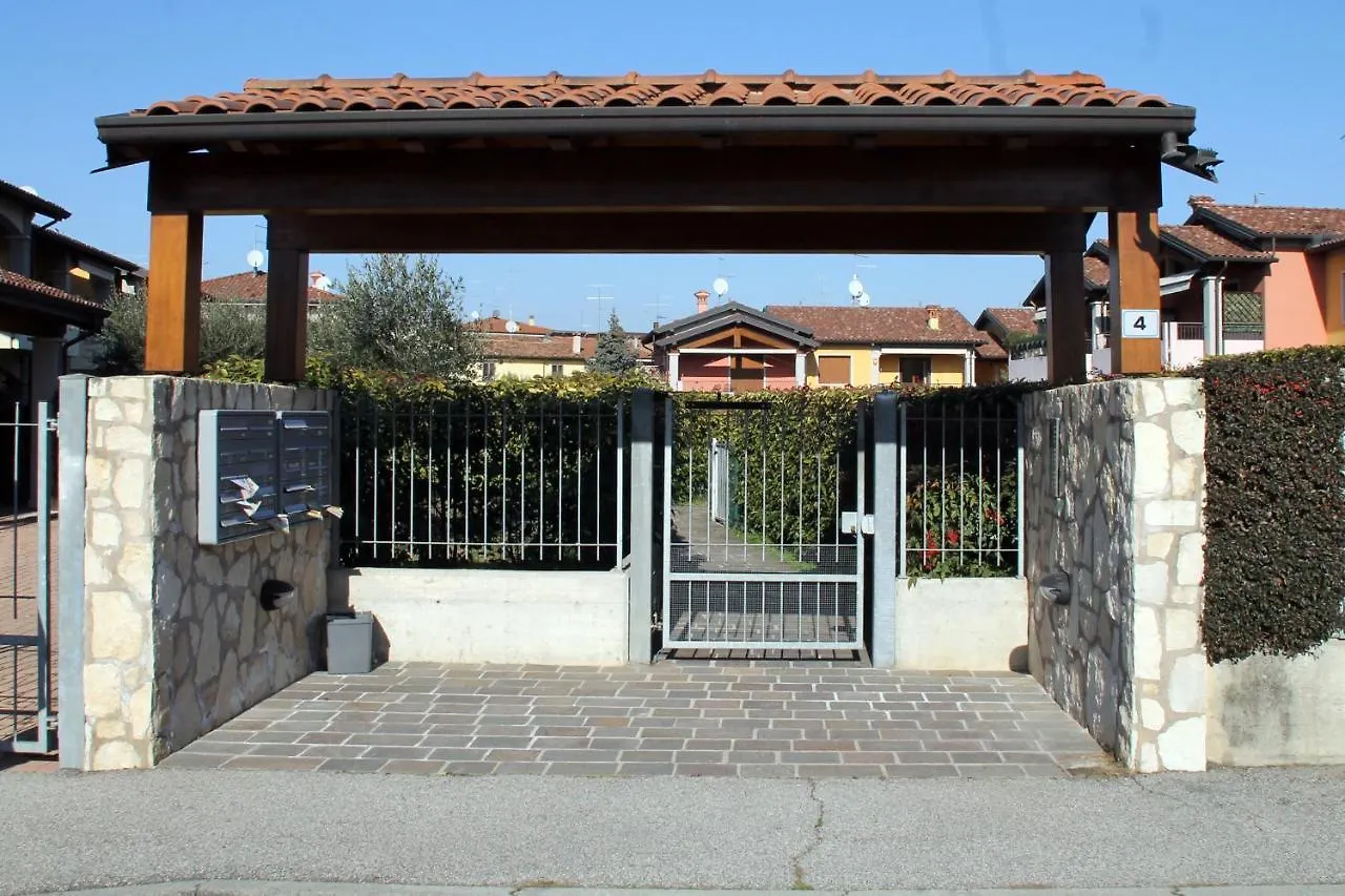 Casa Vacanze Da Riki Peschiera del Garda Hébergement de vacances