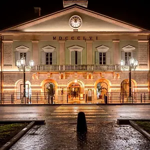 Pavillon & Hotel